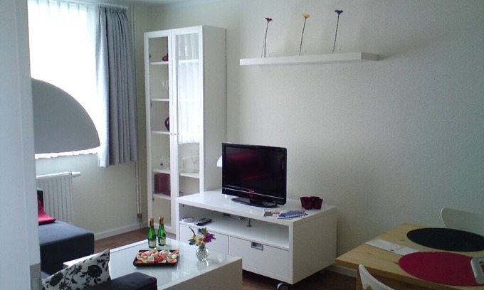 Kuehlungsborn Apartment | 2 - BR - Apartment - 3 minutes to the beach.