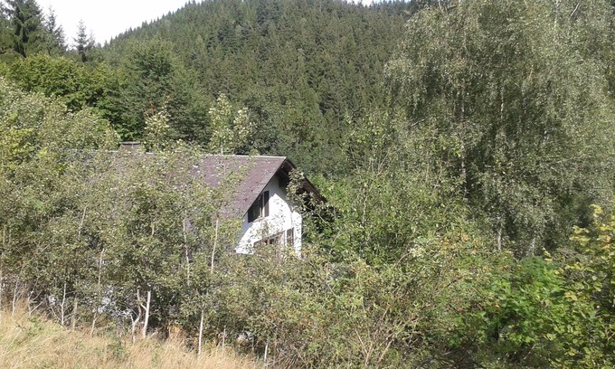 Wilhelmsthal House | 2 houses together. 60 meters wide. In the forest. No neighbor.