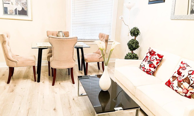 Hamilton Apartment | 2 in 1 modern 3BR apt- near downtown and Gage park