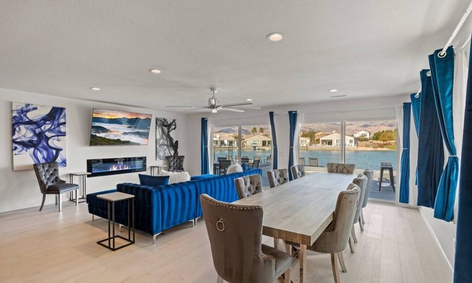 Terra Lago House | 2 Lakeview Villas 8BR, 14 Beds, 24 Guests