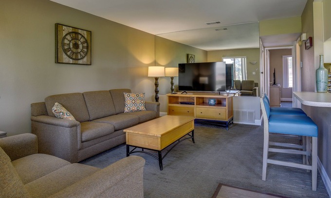 Indio Condo | 2 Mi to Coachella & Stagecoach: Condo w/Pool