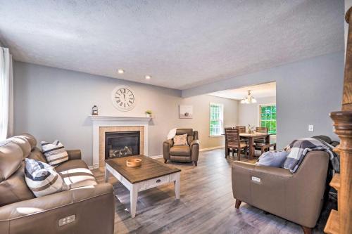 Beulah House | 2 Mi to Dtwn! Beulah Family Home with Fireplace