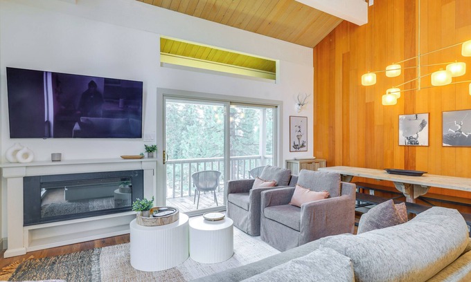 Kings Beach House | 2 Mi to Kings Beach: Lake Tahoe Gem w/BBQ
