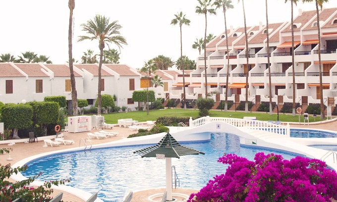 El Madronal Ski Chalet | 2 min Walk to Beach - Private Solarium Bungalow