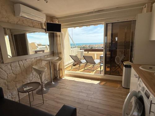 Naturist Village Apartment | 2 pièces, Port Nature 4 coursives, vue mer, face au Waïki