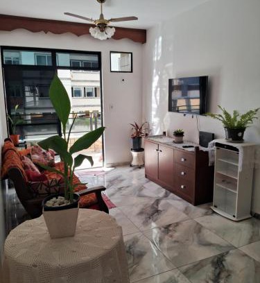 Algodoal Apartment | 2 qrtos 1quadra da PRAIA DO FORTE com GARAGEM, Varanda, elevador, frente rua com vista livre