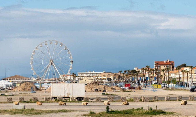 Saint-Pierre-la-Mer Apartment | 2-Room Cabin Apt, 6 Sleeps, Sea Proximity, WiFi, Parking, Saint Pierre La Mer