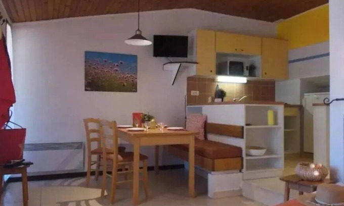 Murs Apartment | 2 Rooms 5 People 1 baby