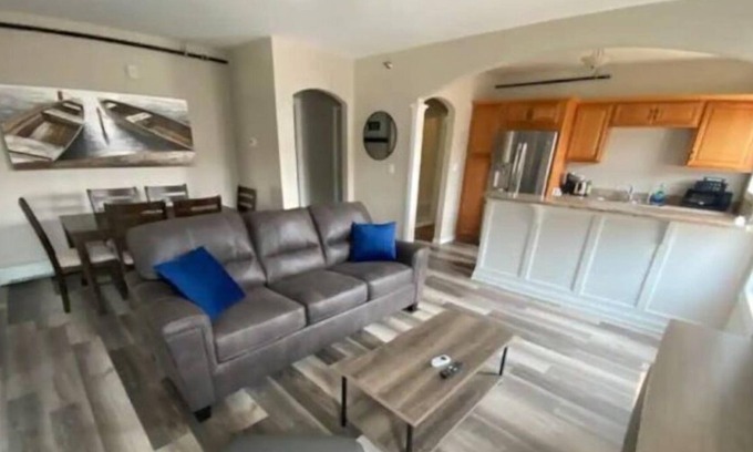 East Hillside Apartment | 2 Rooms up Top = Twice the fun!