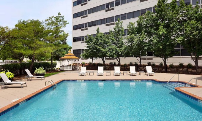 Iselin Hotel | 2 Standard Rooms w/2 Beds, Delta Hotels, Outdoor Pool, Near Metropark Station