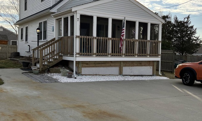 Ocean Bluff-Brant Rock House | 2 Story Beach House with full screen porch - Short walk to beach
