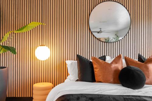 Woodland Hills House | 2-Story Sanctuary - Spacious Hot Tub - Billiards