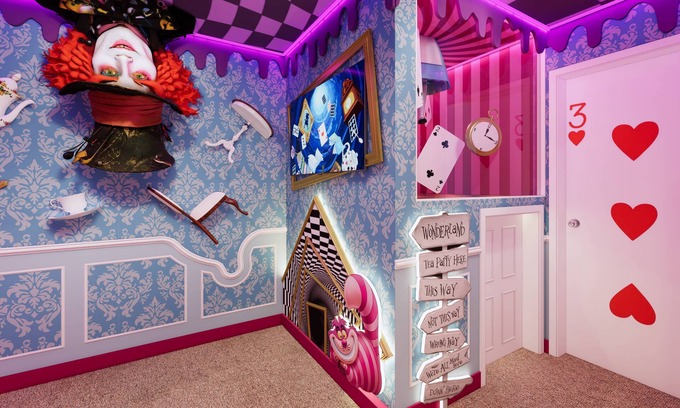 Four Corners House | 2026 Themed 10 Bedrooms At Windsor Cay