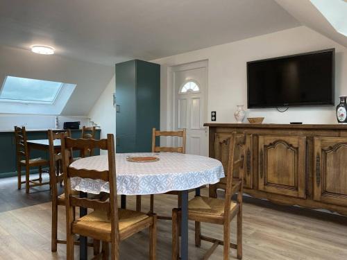 Plurien Apartment | 211 - T3 entièrement rénové en plein centre de Plurien à moins de 5 minutes des Plages