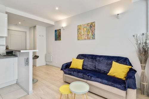 Saint-Fargeau Apartment | 232 Suite Home Shanghai Concept in Paris