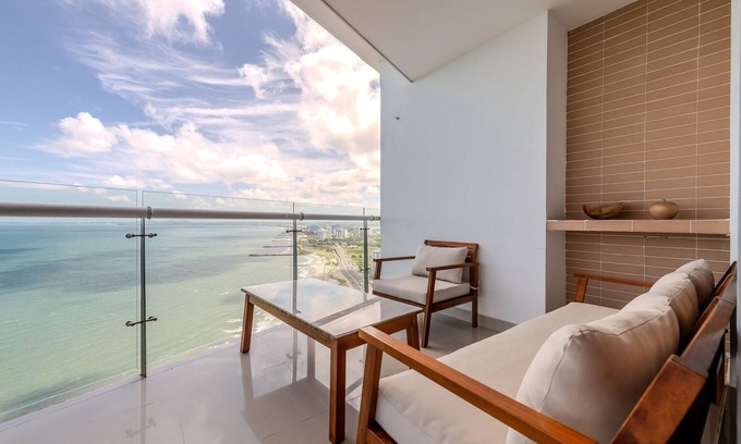 Marbella Apartment | 24th floor ocean view 2BR