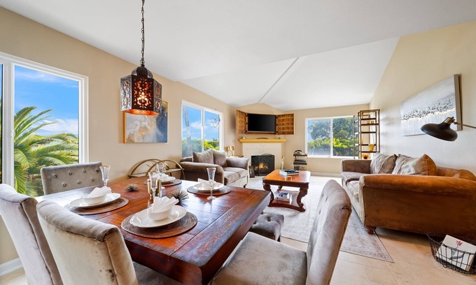 Corona del Mar House | 25% Off 30+ Stay! Gorgeous 3BR, 1 Mile To Newport