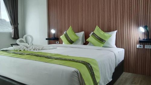Patong Hotel | 28 Boutique Hotel - Newly Renovated