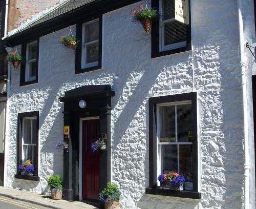 Moffat Bed & Breakfast | 29 Well Street B&B