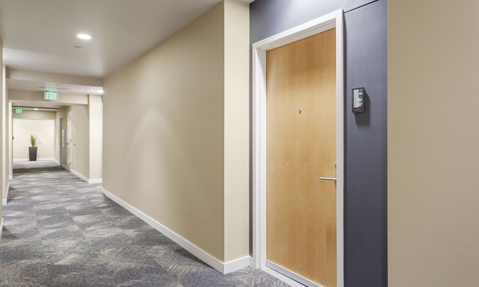 Downtown Denver Condo | 29th Floor with Balcony - VIEWS!