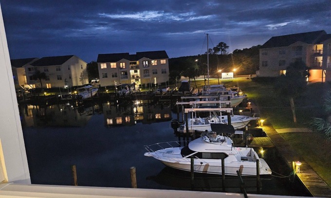 Gulf Park Estates Condo | 2BD/2 BR Water Front Condo . Haven in the springs
