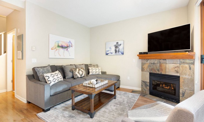 Village North Villa | 2BR Modern Home in Whistler Village-Hot tub & Pool