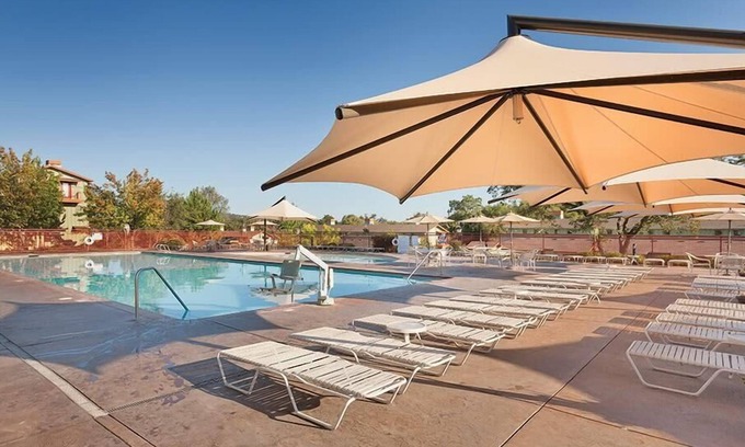 Angels Camp Condo | 2br Unit Family Vacation-Outdoor Fun & Golf!