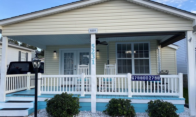 Myrtle Beach Cottage | 2BR1BA Close to Beach! Ocean Lakes! Golf cart incl. BR Remodeled. Newly Painted.