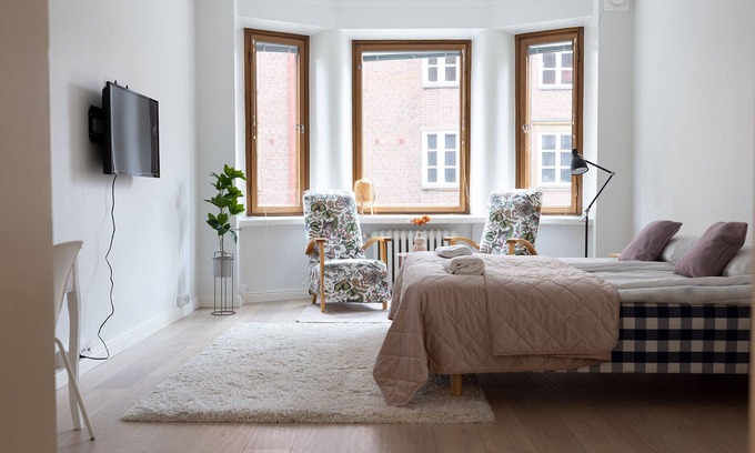 Toolo Apartment | 2ndhomes 144 m2 Stylish 3BR Center Home