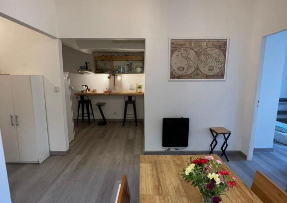 Abasto Apartment | 3 ambientes con balcón y Pràctico, lindo y con todo cerca!