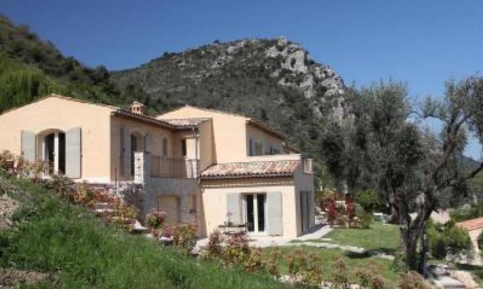 Vence Apartment | 3 Appartments in a House/Villa - VENCE