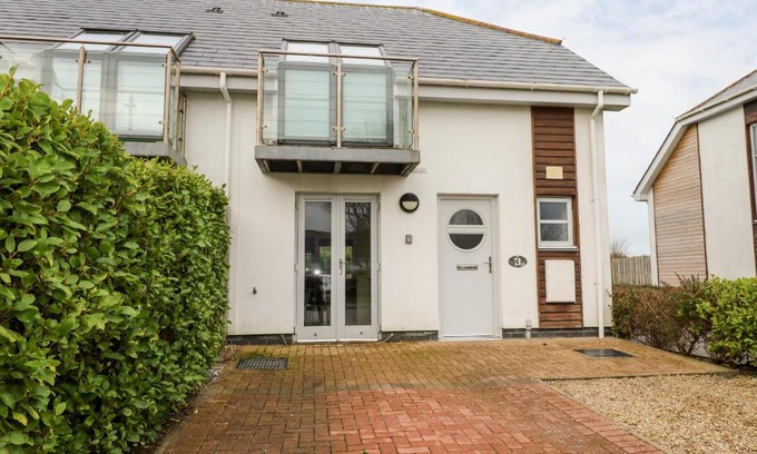 Padstow House | 3 Bay Retreat Villas