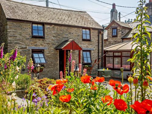 Eglwysbach House | 3 Bed in Conwy 50933