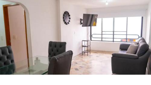 Bucaramanga Apartment | 3 Bedroom, 2 bathroom Cabecera del LLano With Doorman