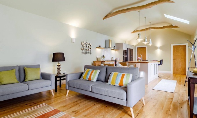 North Walsham Cottage | 3 bedroom accommodation in Spa Common, North Walsham
