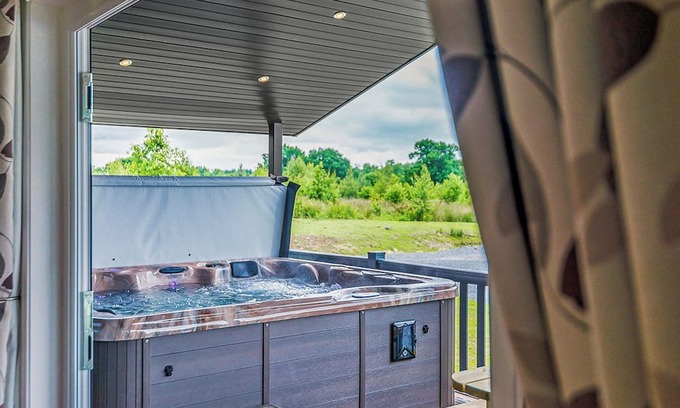 Woodhall Spa Ski Chalet | 3 bedroom accommodation in Woodhall Spa