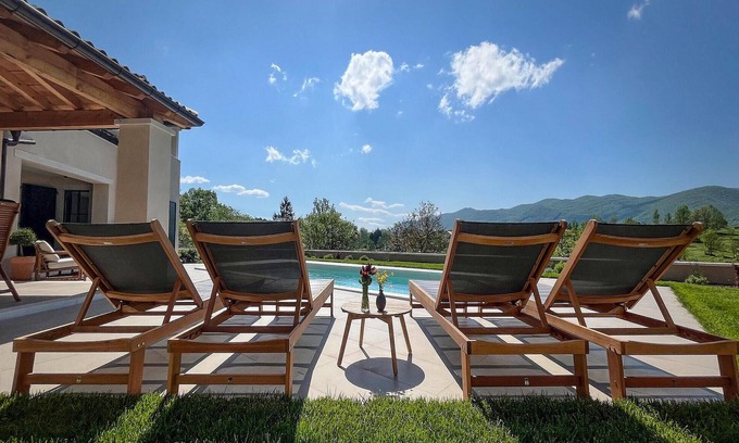 Vele Mune House | 3 bedroom accommodation in Vele Mune