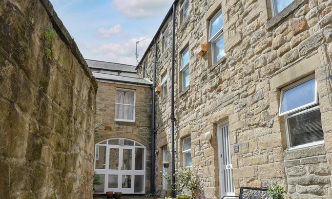 South Charlton Cottage | 3 bedroom accommodation in Alnwick
