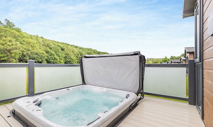 Caerwys Ski Chalet | 3 bedroom accommodation in Caerwys