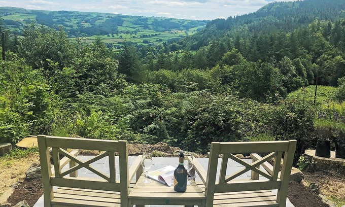 Llanrhychwyn Cottage | 3 bedroom accommodation in Trefriw, near Llanrwst