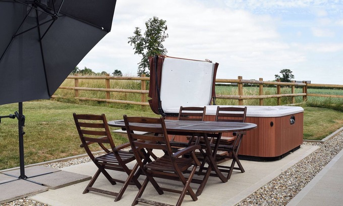 Gumley Cottage | 3 bedroom accommodation in Lubenham, near Market Harborough