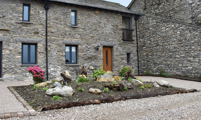 Kendal Cottage | 3 bedroom accommodation in Patton, near Kendal