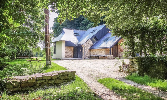 Bannalec House | 3 bedroom amazing home in Bannalec