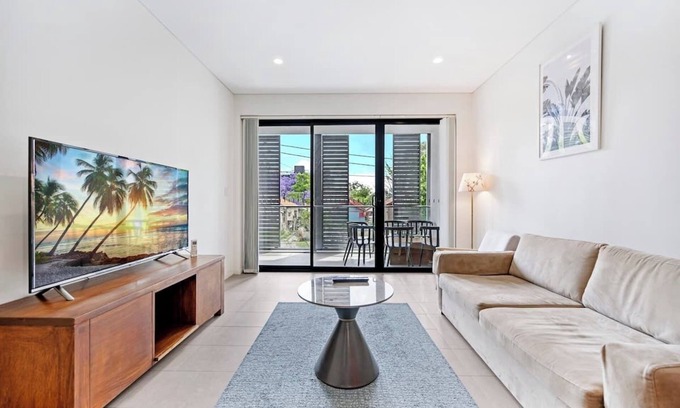 Homebush Apartment | 3 bedroom apt close to Sydney Olympic park