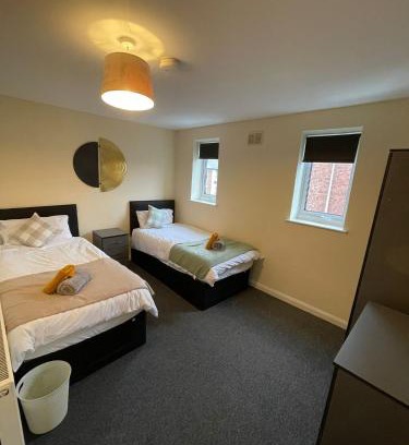Nottingham Apartment | 3 Bedroom at Factory Qtr