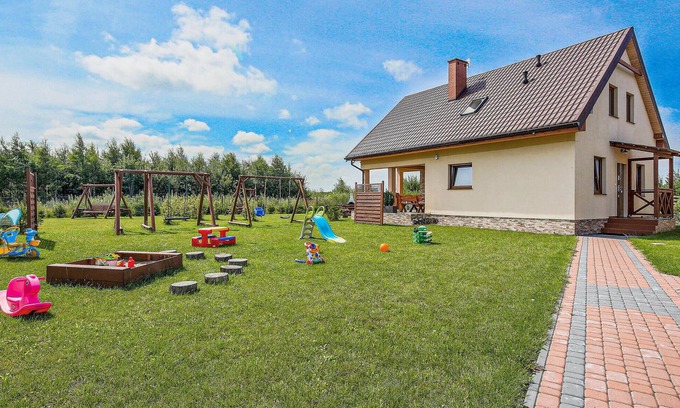 gmina Bedzino House | 3 bedroom awesome home in Mscicie