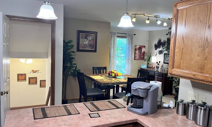 Poland Condo | 3-bedroom condo in beautiful Poland with 3 full bathrooms and 1 half bath.