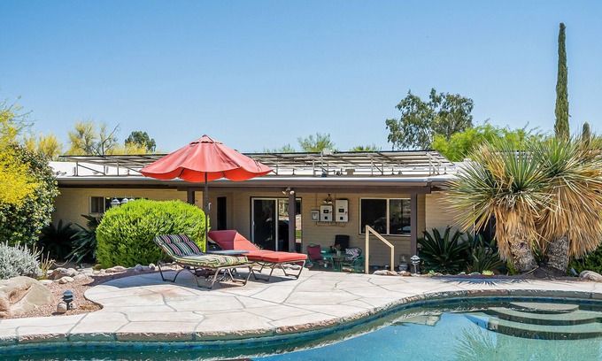 Sabino Vista Hills House | 3 Bedroom Desert Paradise w Deep Pool & Grill
