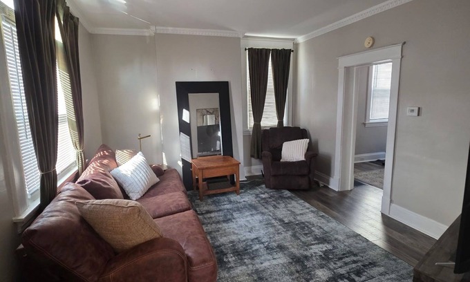 Bellevue House | 3-bedroom house in amazing Bellevue close to Downtown!