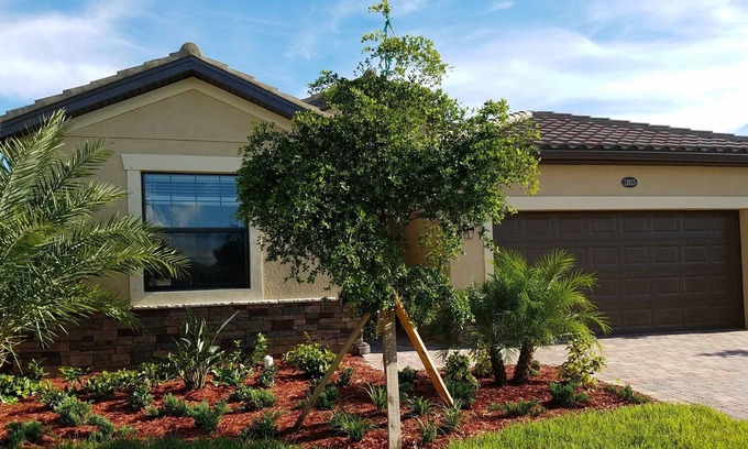 Gran Paradiso House | 3 BEDROOM POOL HOME / LUXURIOUS AND SPACIOUS